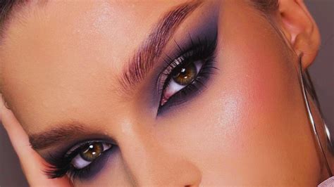 Lina Magic Eyeshadow: Shimmer, Shine, and Everything Divine